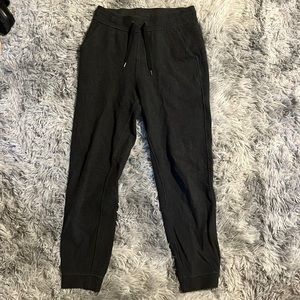 Lululemon At Ease womens joggers size 4